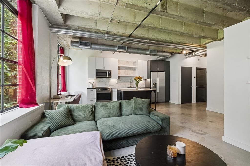 1 bedroom, 1 bathroom, 705 sq ft condominium for sale at 1065 United Avenue 204, Atlanta, GA 30316 — photo 9