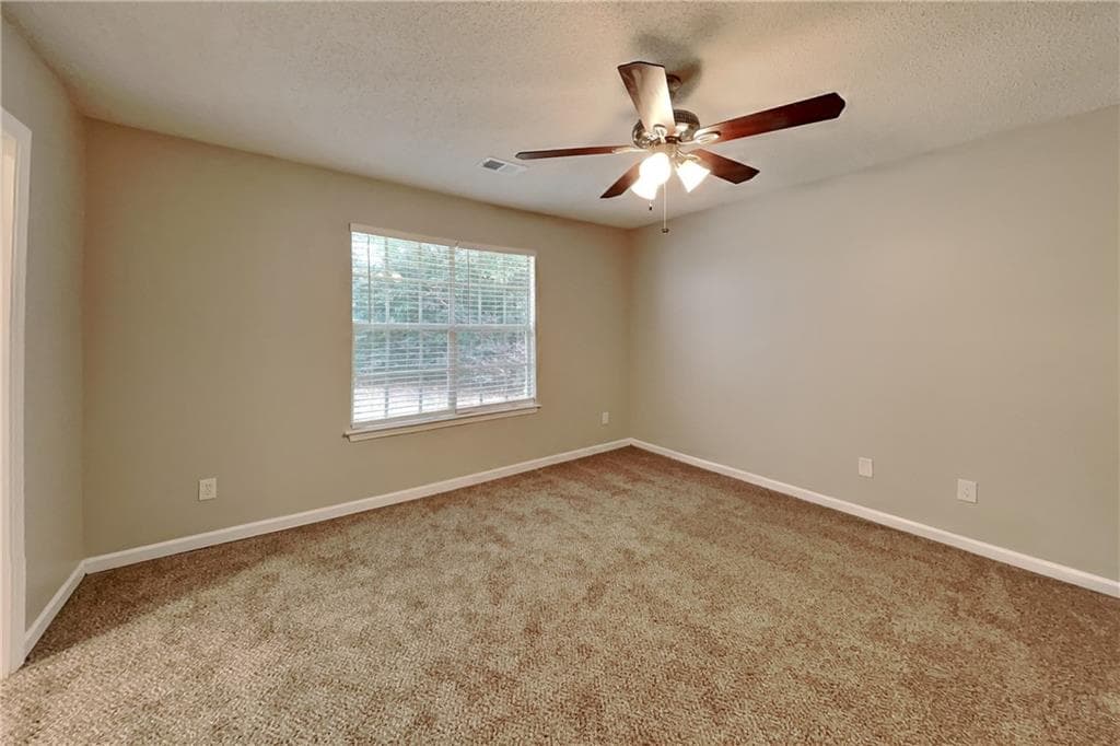 4 bedroom, 3 bathroom, 2,496 sq ft single family residence for rent at 1870 Rocksram Drive, Buford, GA 30519 for $2,400 a month — photo 10