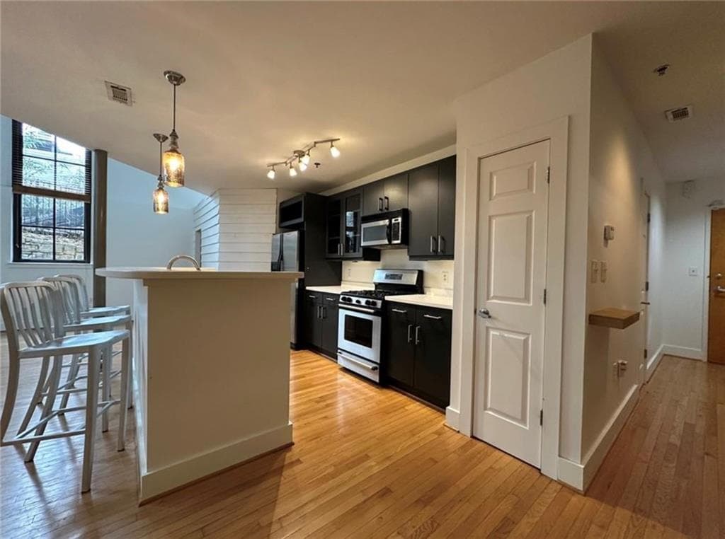 2 bedroom, 2 bathroom, 1,432 sq ft condominium for rent at 790 North Avenue 108, Atlanta, GA 30306 for $2,750 a month — photo 3