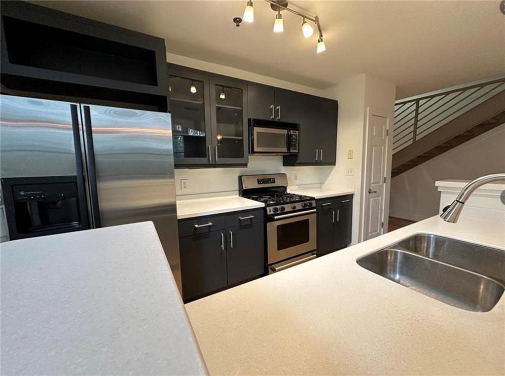2 bedroom, 2 bathroom, 1,432 sq ft condominium for rent at 790 North Avenue 108, Atlanta, GA 30306 for $2,750 a month — photo 7