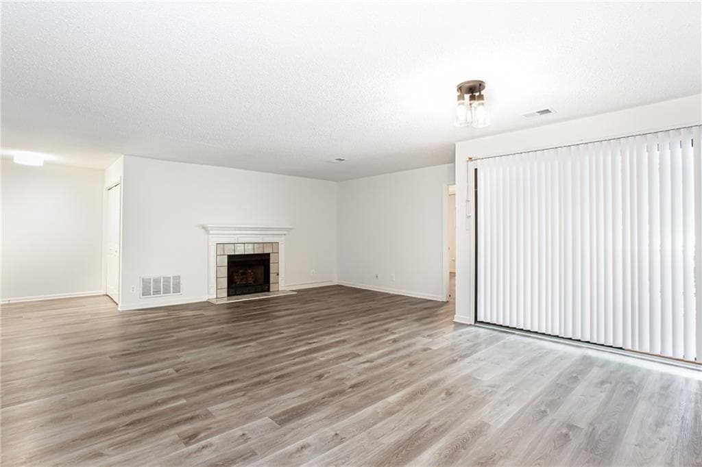 3 bedroom, 2 bathroom, 1,650 sq ft condominium for sale at 605 Garden Court, Atlanta, GA 30328 — photo 6