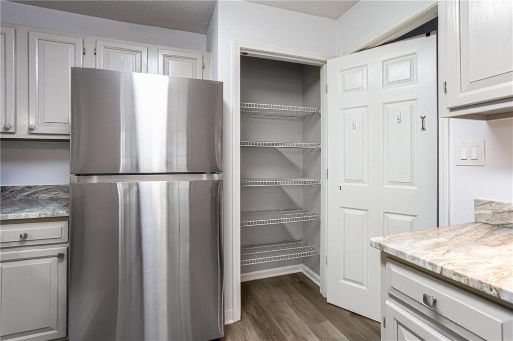 3 bedroom, 2 bathroom, 1,650 sq ft condominium for sale at 605 Garden Court, Atlanta, GA 30328 — photo 10