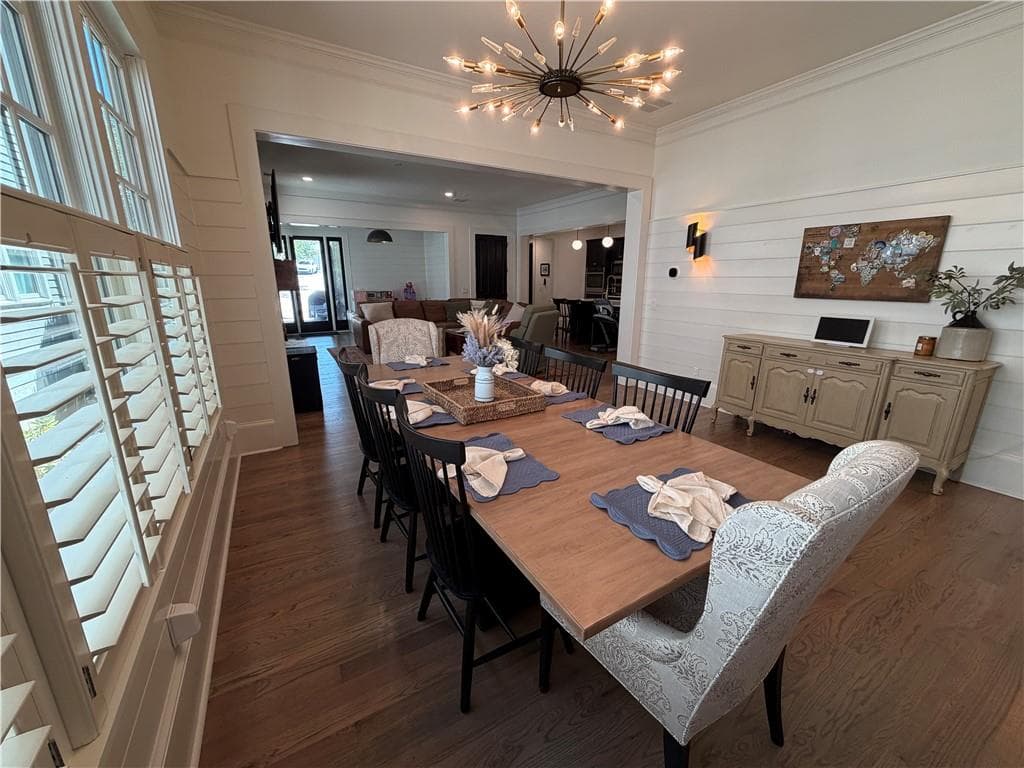 5 bedroom, 4 bathroom, 4,735 sq ft single family residence for sale at 6530 Center Grove St, Cumming, GA 30040 — photo 7