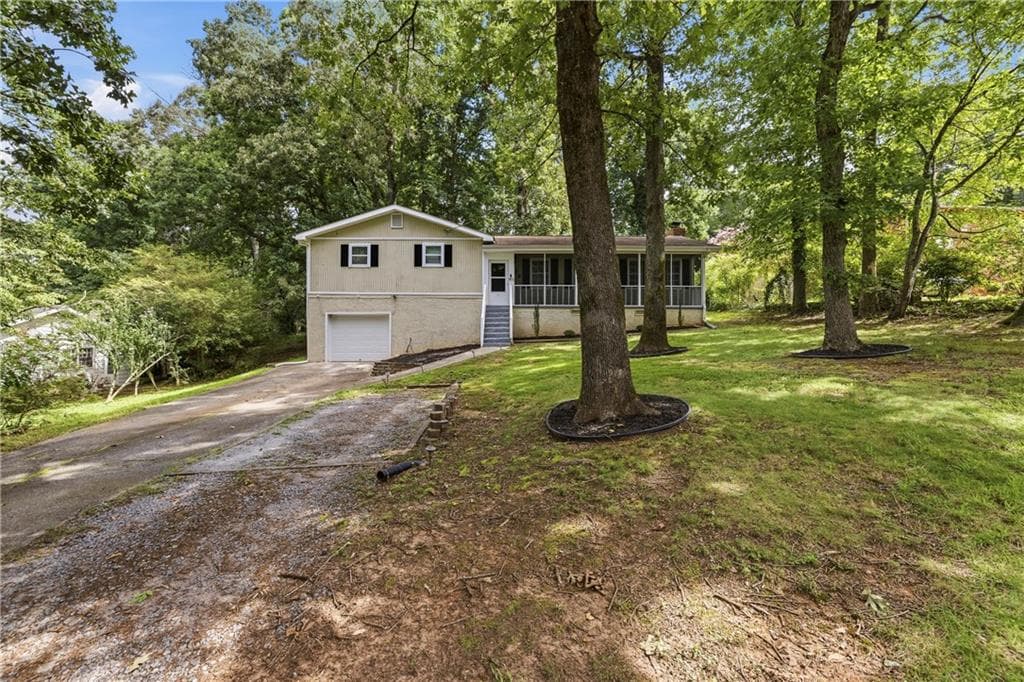 3 bedroom, 2 bathroom, 2,056 sq ft single family residence for sale at 326 Princess Avenue, Woodstock, GA 30189 — photo 6