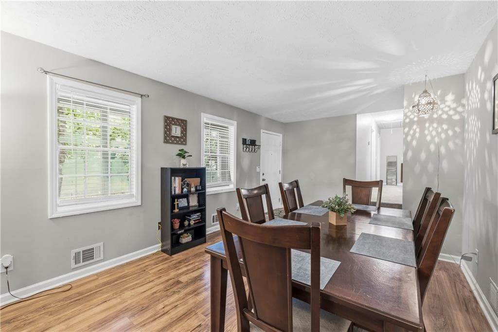 3 bedroom, 2 bathroom, 2,056 sq ft single family residence for sale at 326 Princess Avenue, Woodstock, GA 30189 — photo 10