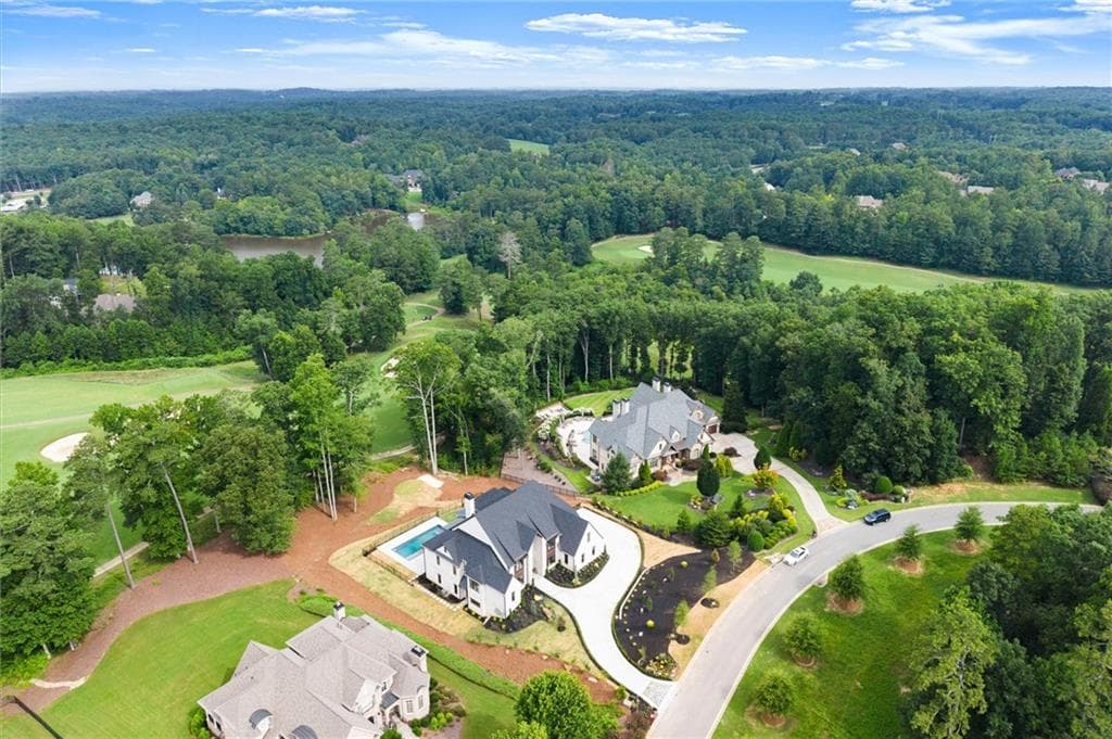 6 bedroom, 6 bathroom, 10,411 sq ft single family residence under contract at 215 Traditions Drive, Alpharetta, GA 30004 — photo 4