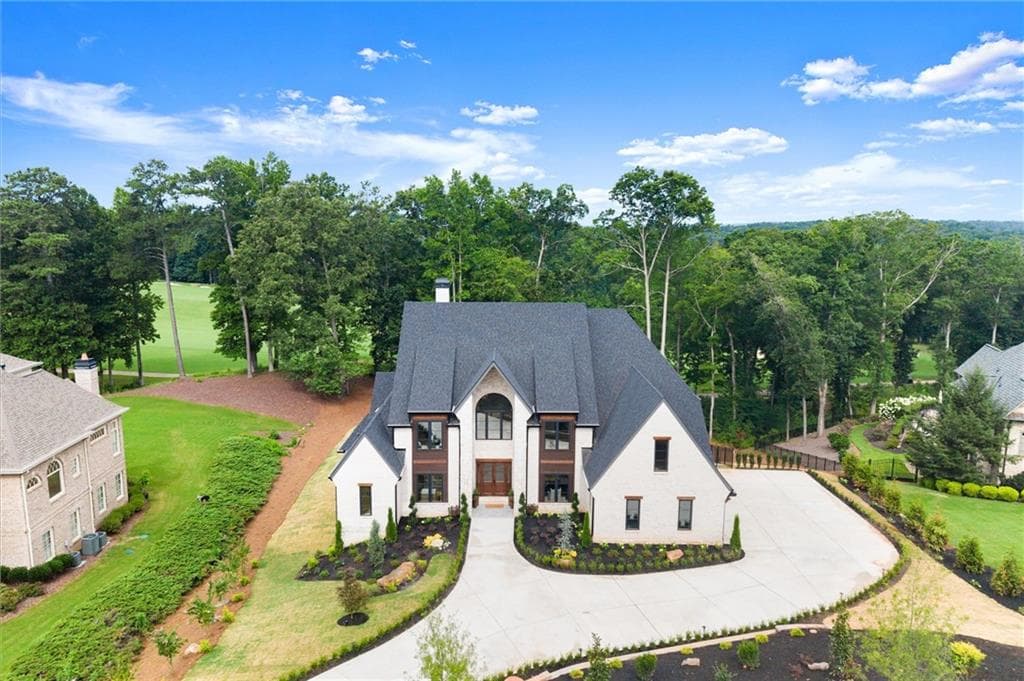 6 bedroom, 6 bathroom, 10,411 sq ft single family residence under contract at 215 Traditions Drive, Alpharetta, GA 30004 — photo 3