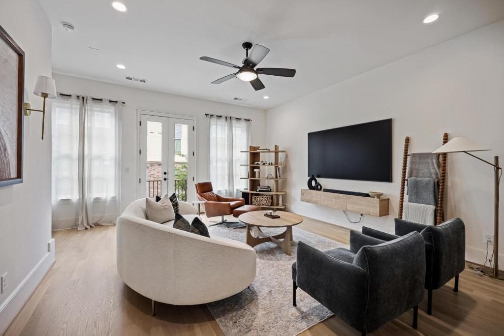 3 bedroom, 4 bathroom, 2,000 sq ft townhouse for sale at 14 Bass Street, Atlanta, GA 30315 — photo 4