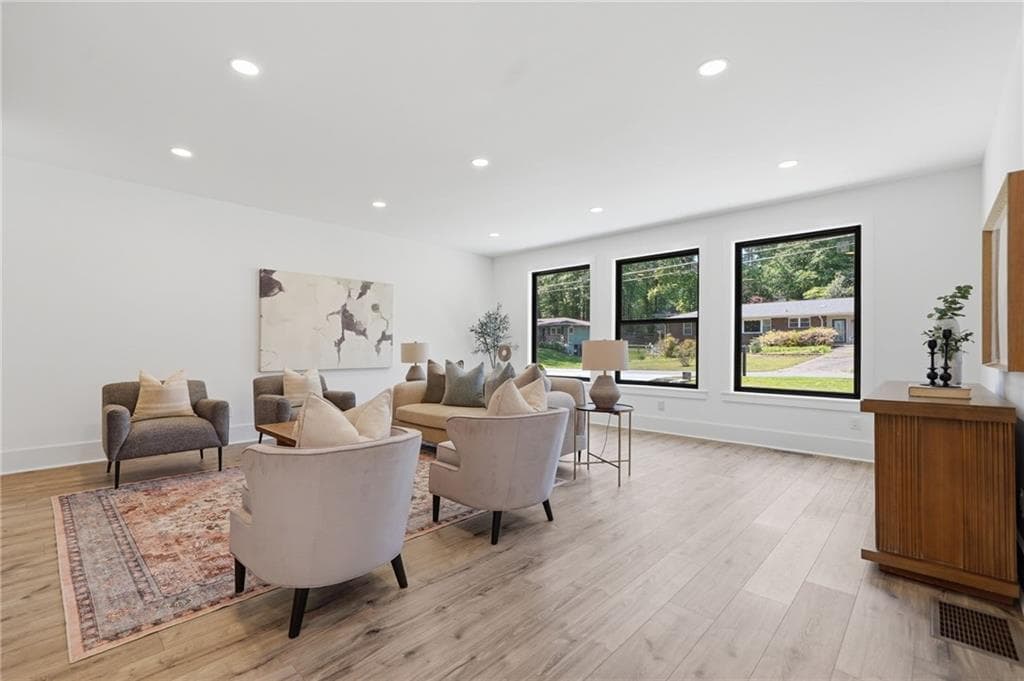 3 bedroom, 6 bathroom, 4,600 sq ft single family residence for sale at 419 Westside Drive, Roswell, GA 30075 — photo 8
