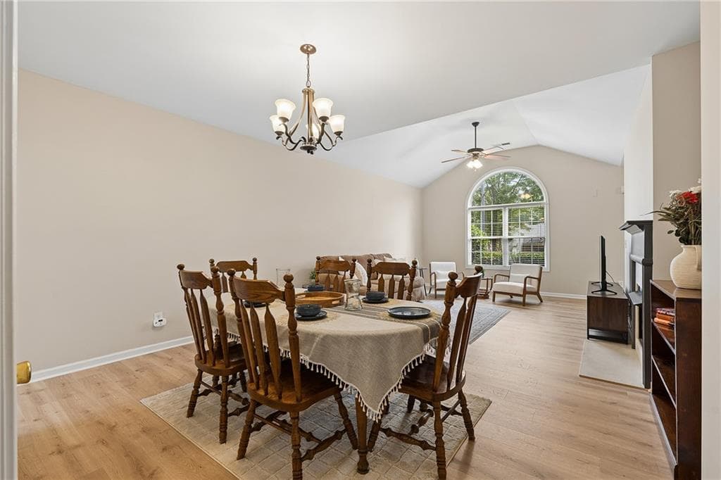 3 bedroom, 3 bathroom, 1,844 sq ft condominium for sale at 3392 Raes Creek Road, Marietta, GA 30008 — photo 10