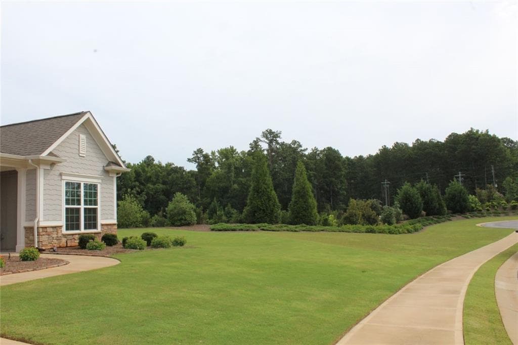 2 bedroom, 3 bathroom, 2,744 sq ft single family residence for sale at 1060 Pebble Creek Road, Greensboro, GA 30642 — photo 2