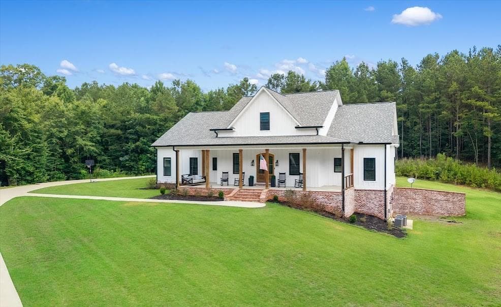 5 bedroom, 5 bathroom, 5,791 sq ft single family residence for sale at 988 Boozer Road, Heflin, AL 36264