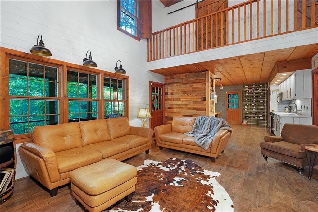 4 bedroom, 3 bathroom, 1,890 sq ft single family residence for sale at 270 Buckskull Hollow Drive, Big Canoe, GA 30143 — photo 5