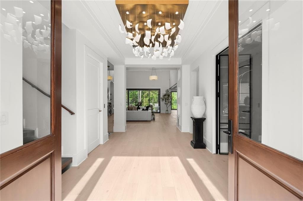 6 bedroom, 6 bathroom, 10,411 sq ft single family residence under contract at 215 Traditions Drive, Alpharetta, GA 30004 — photo 9
