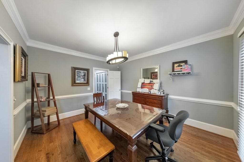 4 bedroom, 3 bathroom, 2,952 sq ft single family residence for sale at 573 N Palisades Circle, Marietta, GA 30067 — photo 10