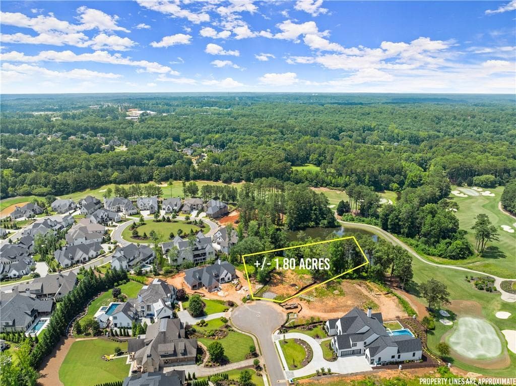 5 bedroom, 7 bathroom, 6,254 sq ft single family residence for sale at 5060 Kings Close, Milton, GA 30004 — photo 5
