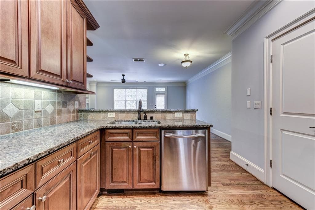 4 bedroom, 4 bathroom, 2,916 sq ft townhouse for rent at 1516 Donaldson Park Drive, Brookhaven, GA 30319 for $3,900 a month — photo 9