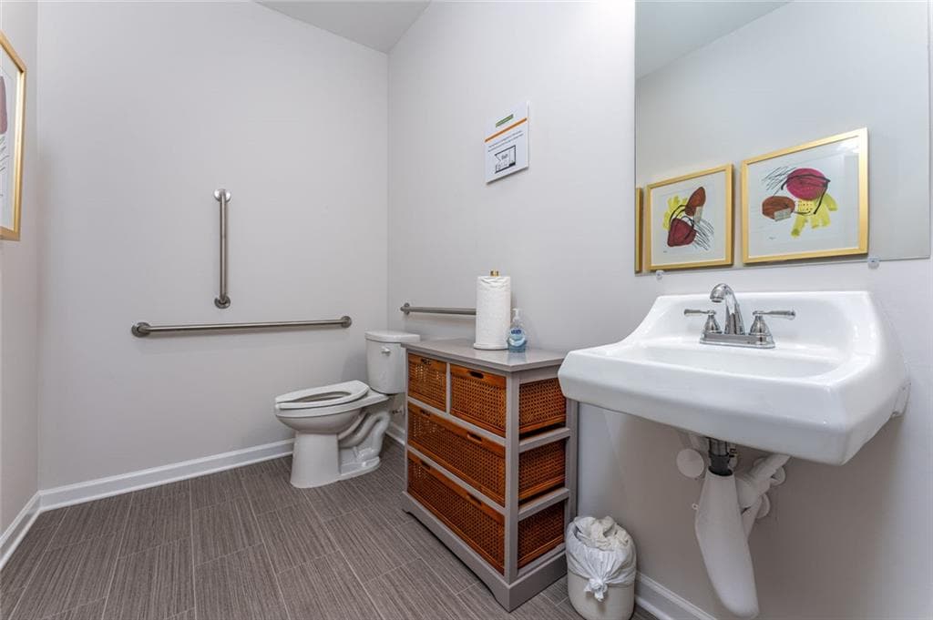 3 bedroom, 2 bathroom, 1,300 sq ft single family residence for sale at 473 Fair Oak Lane, Calhoun, GA 30701 — photo 4