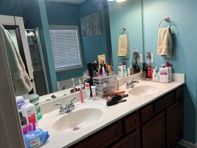 4 bedroom, 2 bathroom, 2,121 sq ft single family residence for sale at 3653 Shale Lane, Conyers, GA 30013 — photo 6