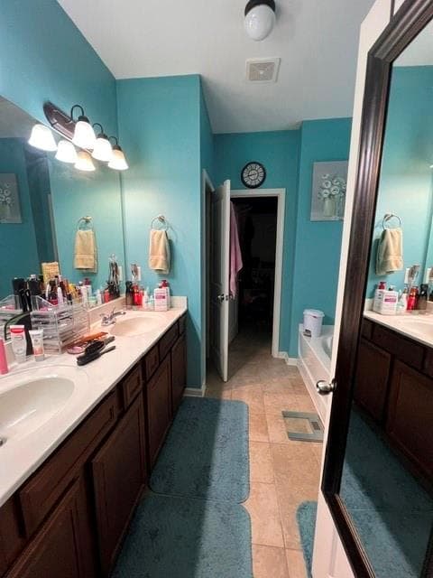 4 bedroom, 2 bathroom, 2,121 sq ft single family residence for sale at 3653 Shale Lane, Conyers, GA 30013 — photo 10