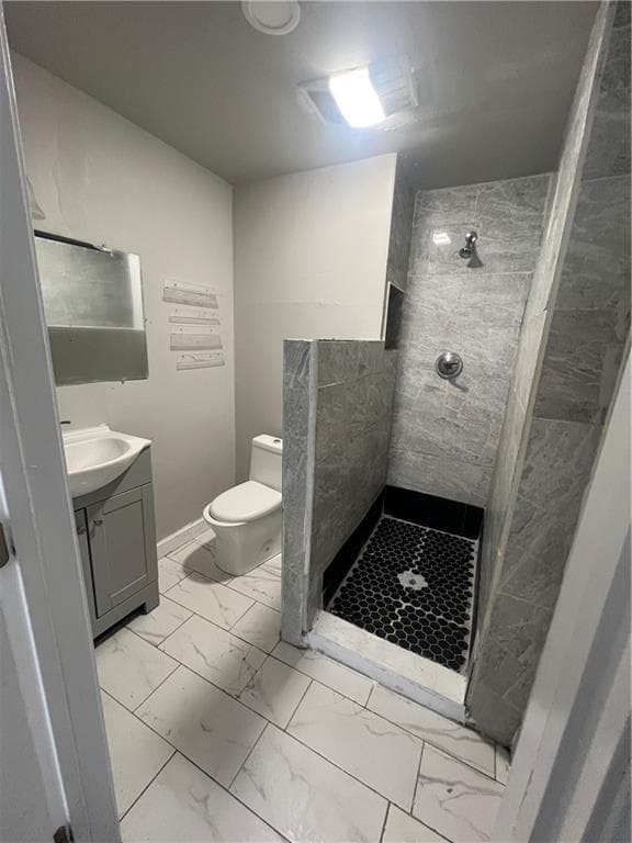5 bedroom, 4 bathroom, 2,044 sq ft single family residence for sale at 4304 Village Square Lane, Stone Mountain, GA 30083 — photo 6