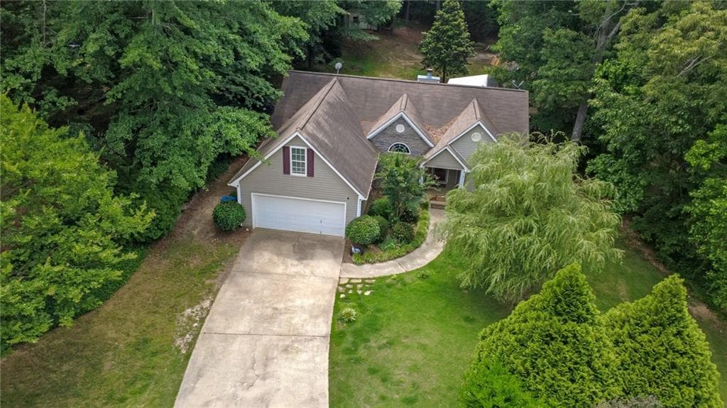 4 bedroom, 2 bathroom, 1,756 sq ft single family residence for sale at 2657 Wildwind Drive, Bethlehem, GA 30620 — photo 6