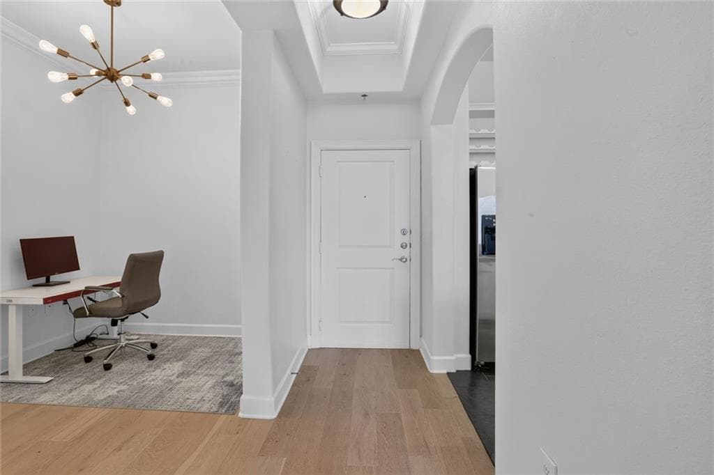 1 bedroom, 1 bathroom, 880 sq ft condominium for sale at 3445 Stratford Road 1105, Atlanta, GA 30326 — photo 5