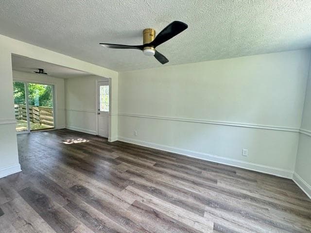 5 bedroom, 3 bathroom, 1,560 sq ft single family residence for sale at 5180 Stone Trace, Stone Mountain, GA 30083 — photo 4