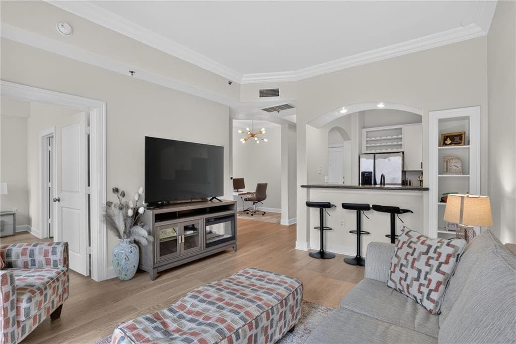 1 bedroom, 1 bathroom, 880 sq ft condominium for sale at 3445 Stratford Road 1105, Atlanta, GA 30326 — photo 10