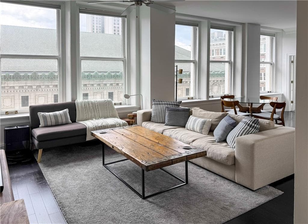 1 bedroom, 2 bathroom, 868 sq ft condominium for sale at 57 Forsyth Street 6D, Atlanta, GA 30303
