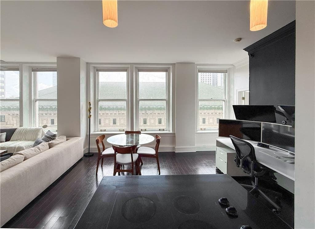 1 bedroom, 2 bathroom, 868 sq ft condominium for sale at 57 Forsyth Street 6D, Atlanta, GA 30303 — photo 8