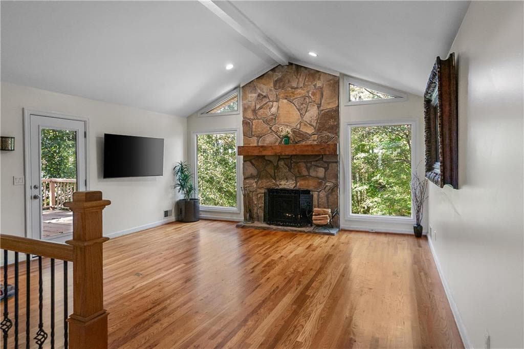 4 bedroom, 3 bathroom, 3,320 sq ft single family residence under contract at 310 Saddle Creek Circle, Roswell, GA 30076 — photo 7