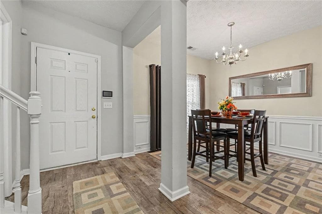 3 bedroom, 3 bathroom, 1,276 sq ft townhouse for sale at 2555 Flat Shoals Road 2802, Atlanta, GA 30349 — photo 3