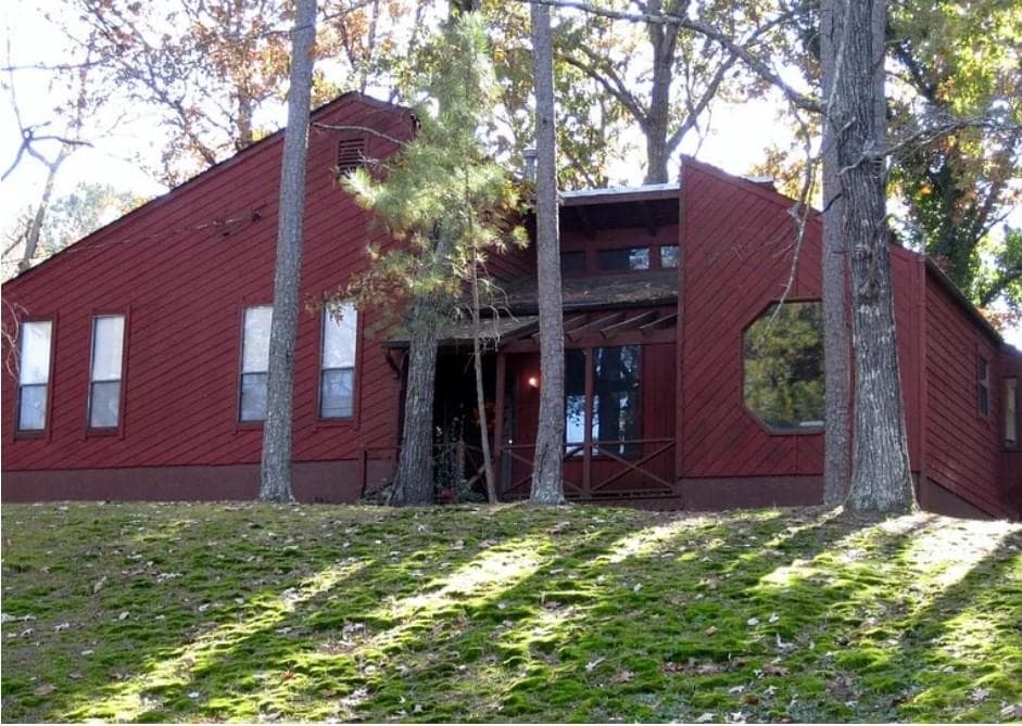 4 bedroom, 3 bathroom, 1,266 sq ft single family residence for rent at 257 Castleair Drive, Kennesaw, GA 30144 for $2,800 a month — photo 1 of 25