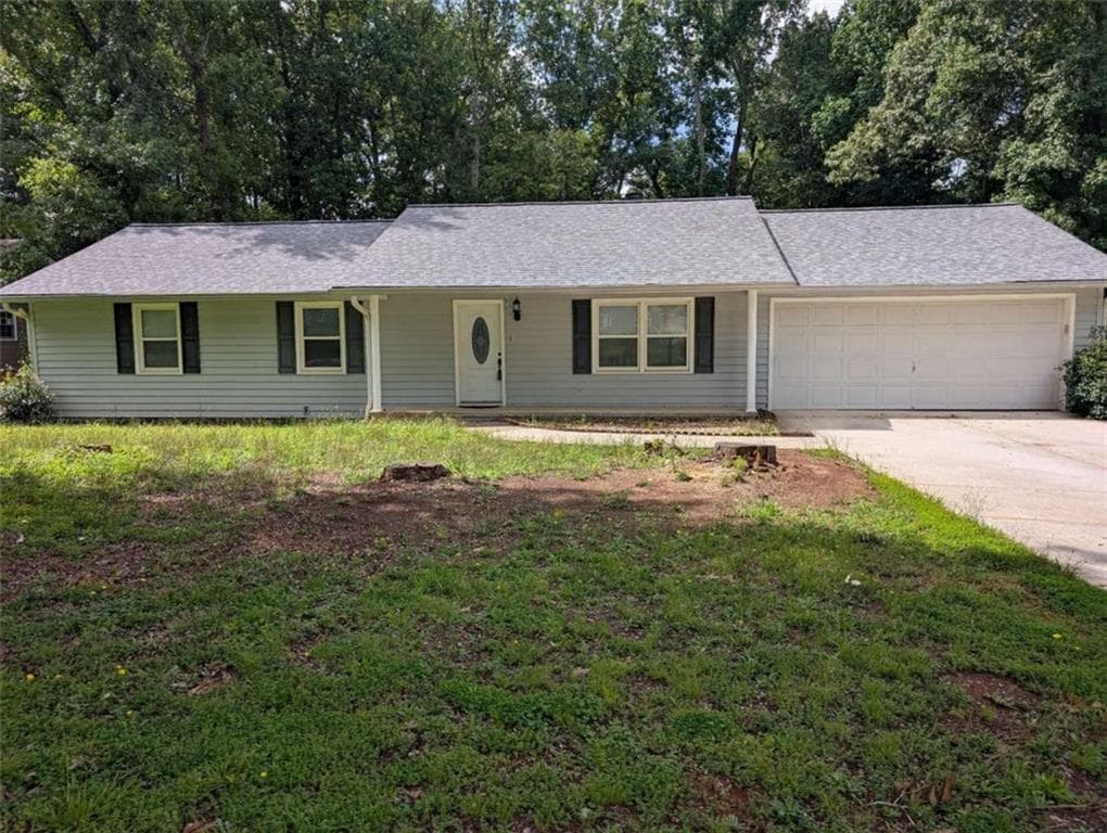 3 bedroom, 2 bathroom, 1,587 sq ft single family residence for sale at 2073 Beechwood Drive, Conyers, GA 30013 — photo 2