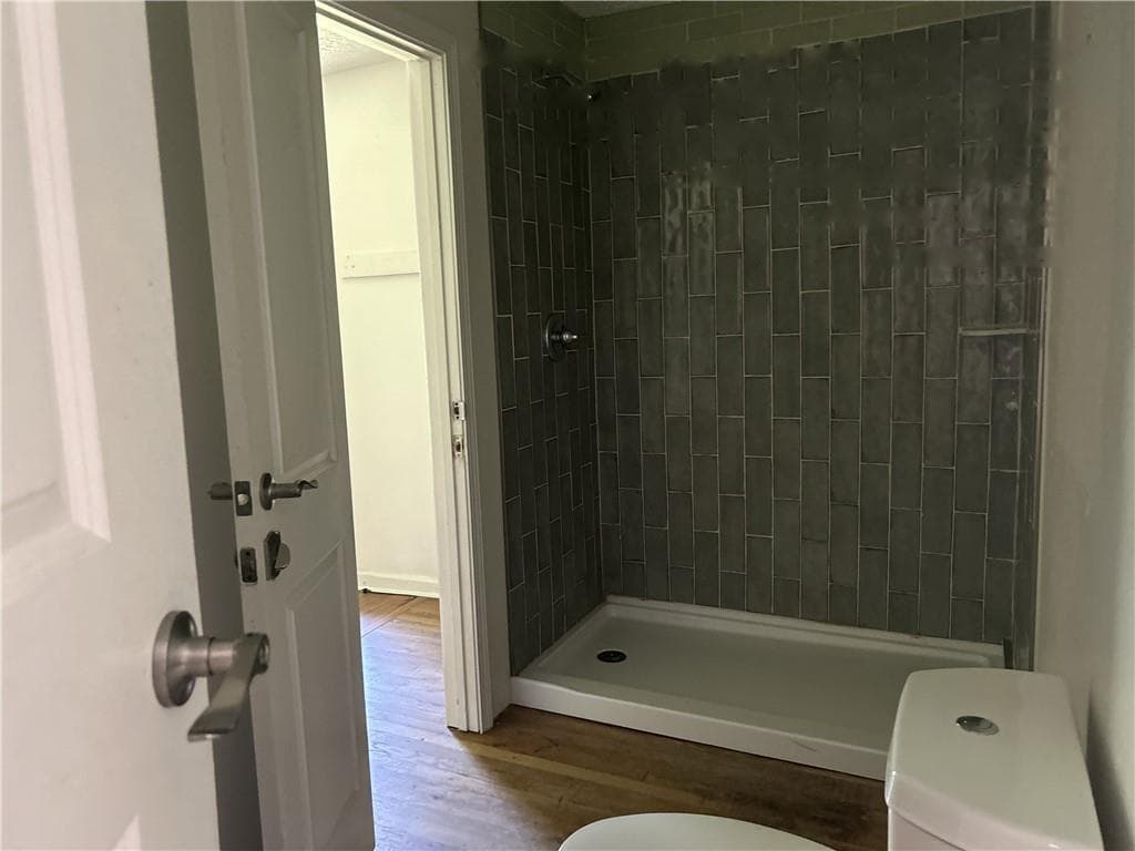 3 bedroom, 2 bathroom, 1,100 sq ft single family residence for sale at 2740 Santa Barbara Drive, Atlanta, GA 30318 — photo 4