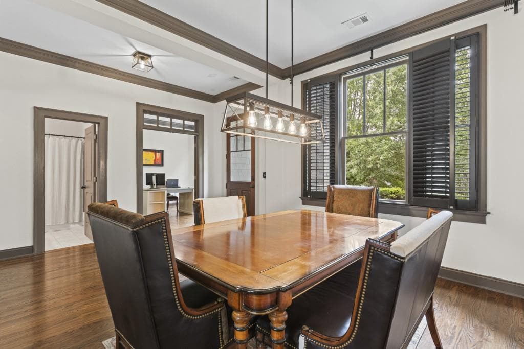 4 bedroom, 3 bathroom, 2,598 sq ft single family residence for sale at 1458 Hedgewood Lane, Kennesaw, GA 30152 — photo 4