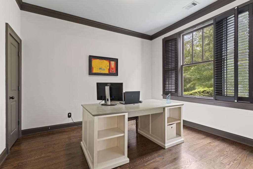 4 bedroom, 3 bathroom, 2,598 sq ft single family residence for sale at 1458 Hedgewood Lane, Kennesaw, GA 30152 — photo 5