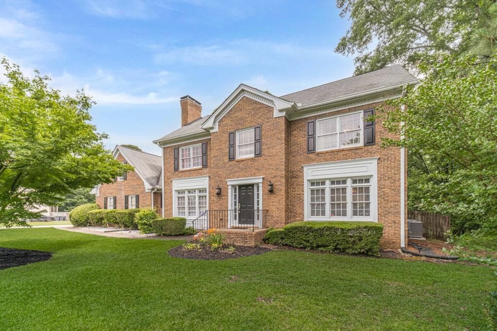 4 bedroom, 4 bathroom, 3,219 sq ft single family residence for sale at 3316 Classic Drive, Snellville, GA 30078 — photo 1 of 48