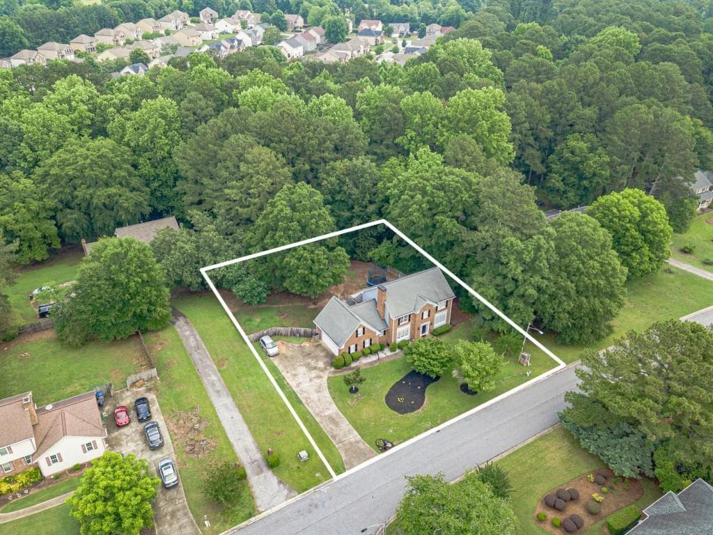 4 bedroom, 4 bathroom, 3,219 sq ft single family residence for sale at 3316 Classic Drive, Snellville, GA 30078 — photo 2