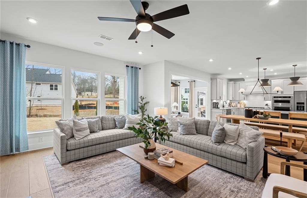 5 bedroom, 4 bathroom, 4,512 sq ft single family residence for sale at 4635 Rosarian Drive, Cumming, GA 30040 — photo 5