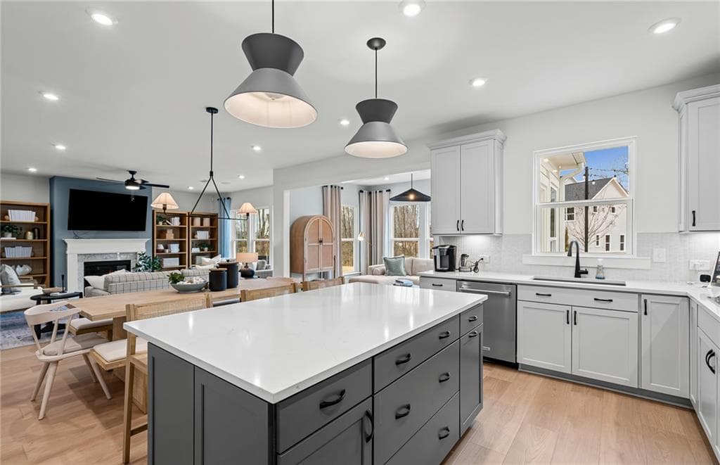 5 bedroom, 4 bathroom, 4,512 sq ft single family residence for sale at 4635 Rosarian Drive, Cumming, GA 30040 — photo 6
