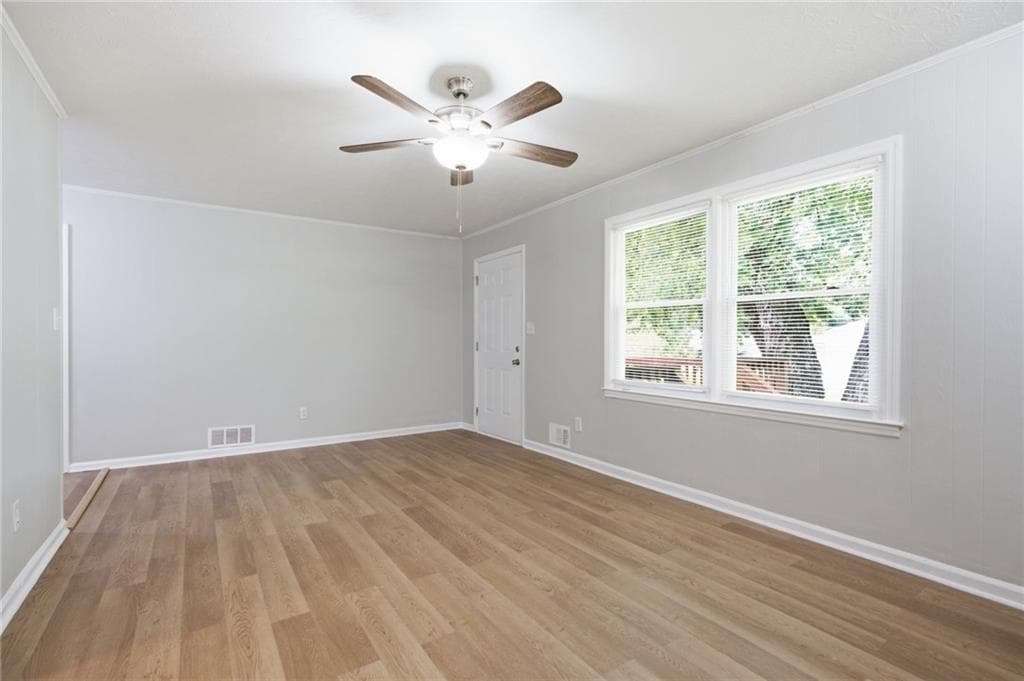 3 bedroom, 3 bathroom, 1,775 sq ft single family residence for sale at 8007 Sonja Drive, Jonesboro, GA 30236 — photo 10