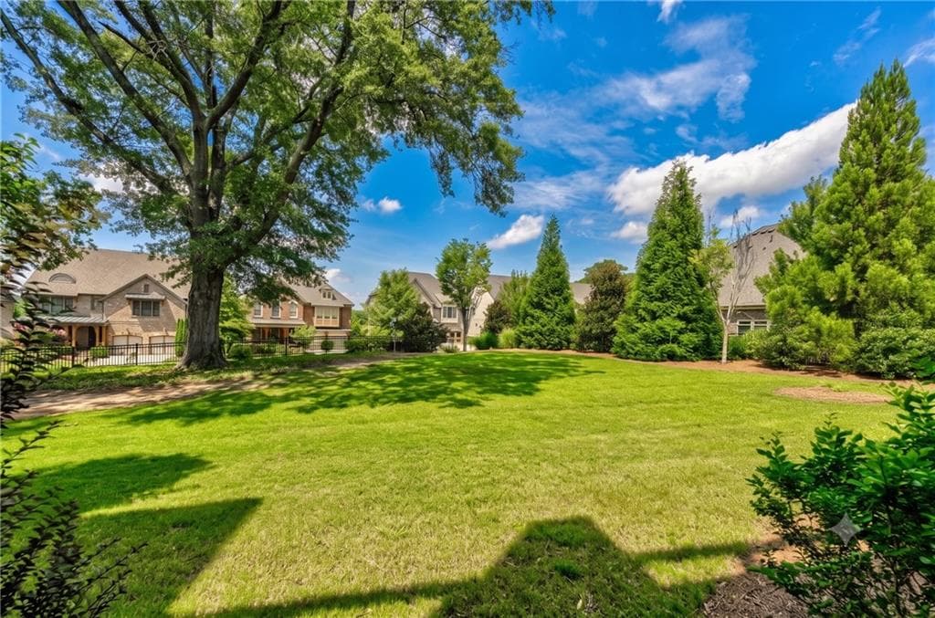 3 bedroom, 4 bathroom, 3,135 sq ft townhouse for rent at 1642 Canopy Chase, Brookhaven, GA 30319 for $4,500 a month — photo 9