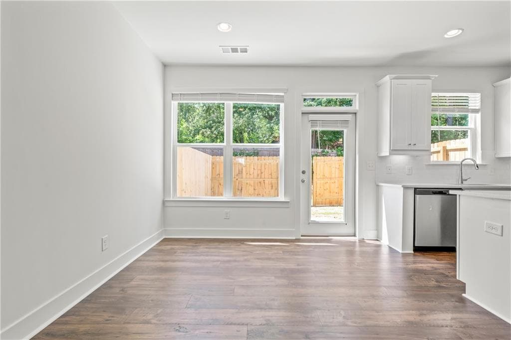 3 bedroom, 3 bathroom, 1,745 sq ft townhouse for rent at 161 Auburn Valley Way, Auburn, GA 30011 for $2,075 a month — photo 10