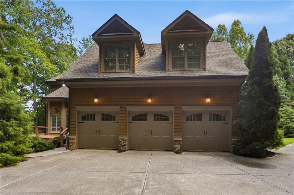 5 bedroom, 8 bathroom, 9,072 sq ft single family residence for sale at 108 Waters Edge Drive, Woodstock, GA 30188 — photo 6