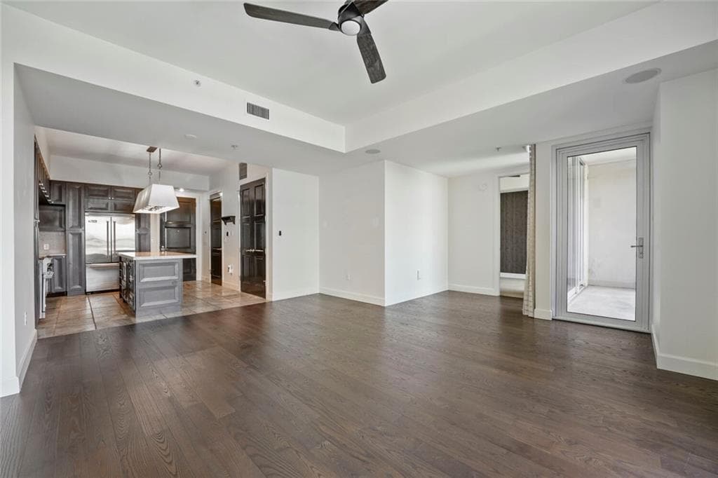 2 bedroom, 3 bathroom, 1,189 sq ft condominium for sale at 1820 Peachtree Street 811, Atlanta, GA 30309 — photo 5