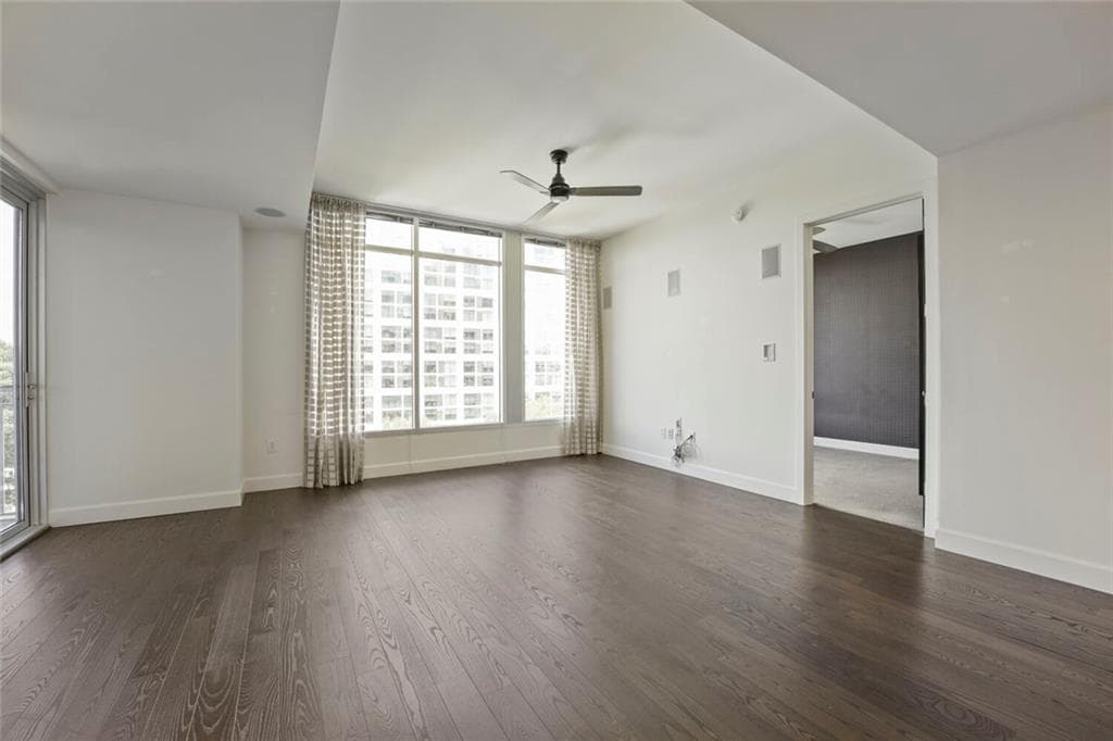 2 bedroom, 3 bathroom, 1,189 sq ft condominium for sale at 1820 Peachtree Street 811, Atlanta, GA 30309 — photo 7
