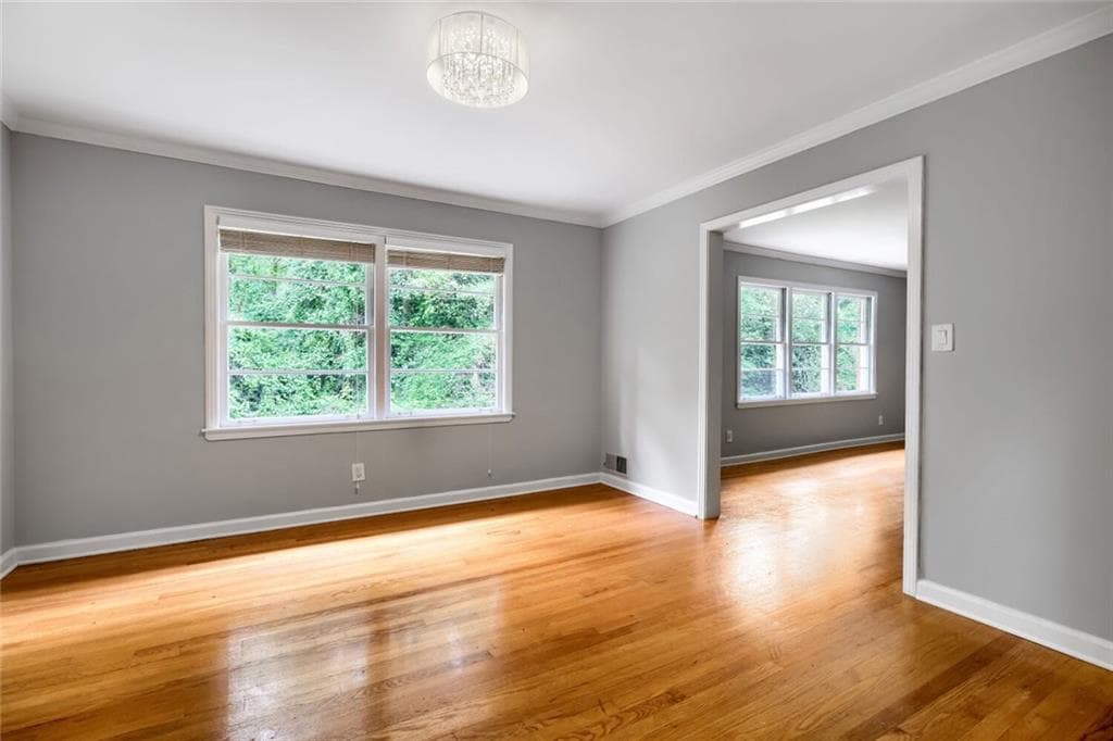 3 bedroom, 2 bathroom, 1,609 sq ft single family residence under contract at 2538 Birchwood Drive, Atlanta, GA 30305 — photo 9