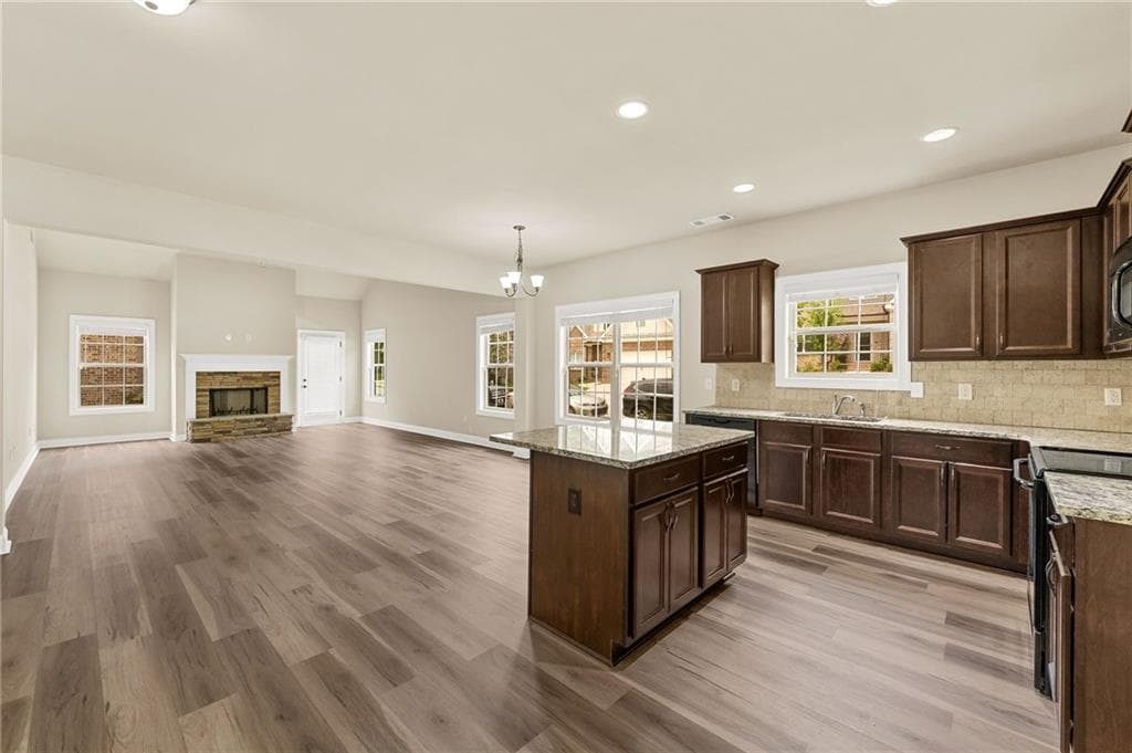 4 bedroom, 3 bathroom, 3,115 sq ft single family residence for sale at 800 Ansbeth Way, Athens, GA 30606 — photo 8